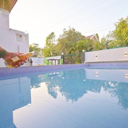 Empyrean Stay Ll 3Bhk Ll Marshall Villa Ll Large Pool Ll Ac Ll Lonavala Kültér fotó