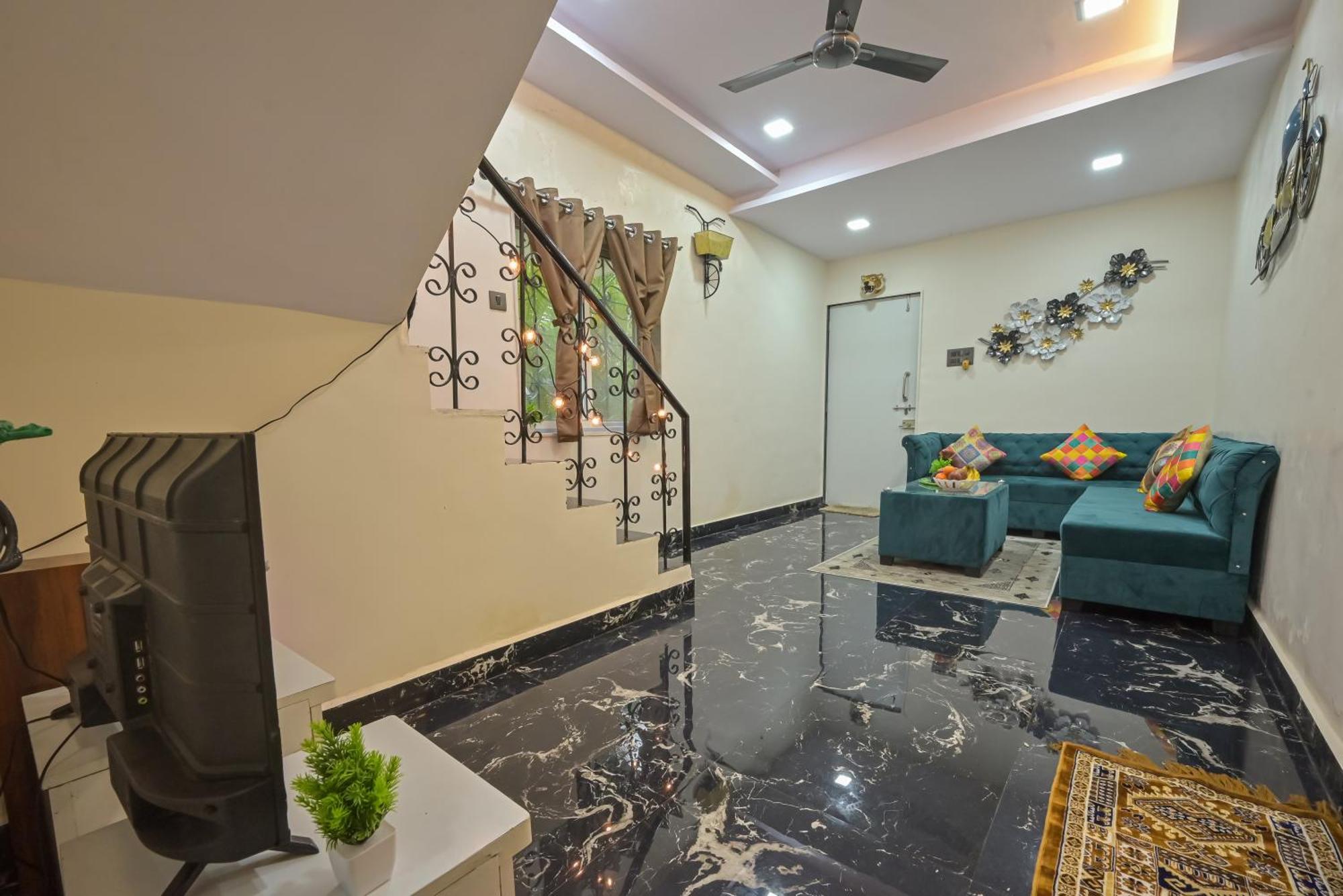 Empyrean Stay Ll 3Bhk Ll Marshall Villa Ll Large Pool Ll Ac Ll Lonavala Kültér fotó