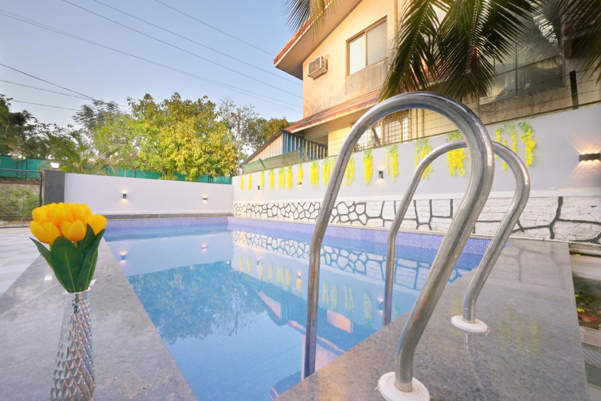 Empyrean Stay Ll 3Bhk Ll Marshall Villa Ll Large Pool Ll Ac Ll Lonavala Kültér fotó